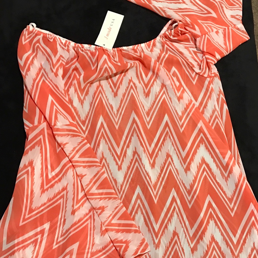 J Mode USA.  Small tunic. NWT